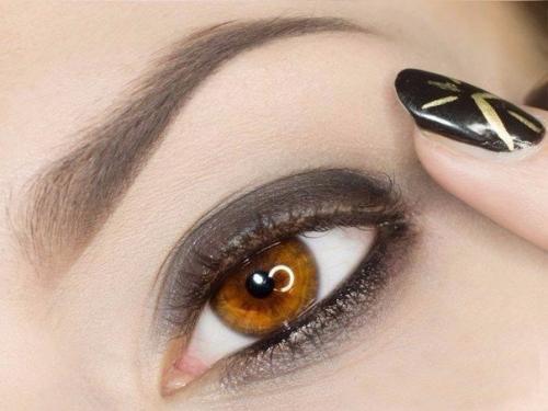 Идеи макияжа. Мы делаем красивый синий макияж? 05