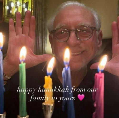 Бруклин Бекхэм окончательно связи с семьёй разорвал. 02