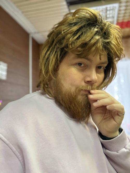 Модные стрижки на любой праздник.
