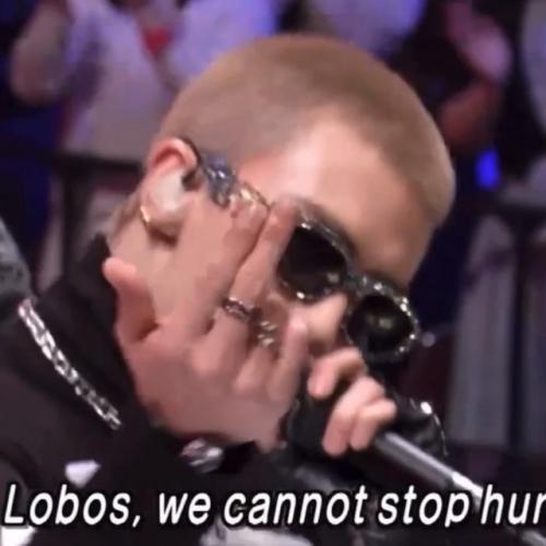 301224: недавно хёнджин появился на японском шоу, и теперь Япония и весь мир трендит его из-за прически. 04