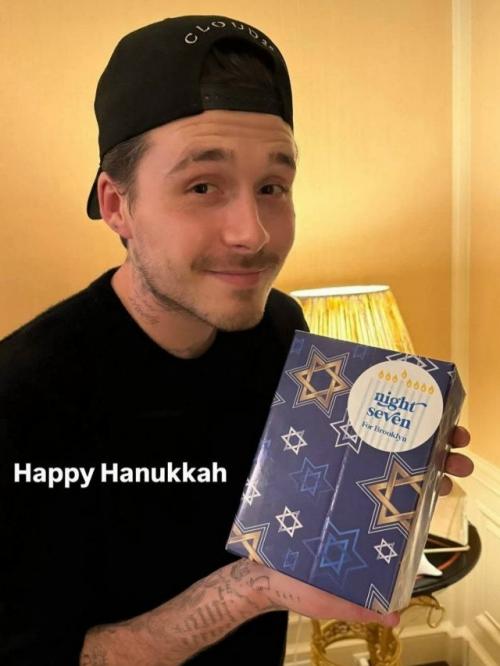 Бруклин Бекхэм окончательно связи с семьёй разорвал. 01