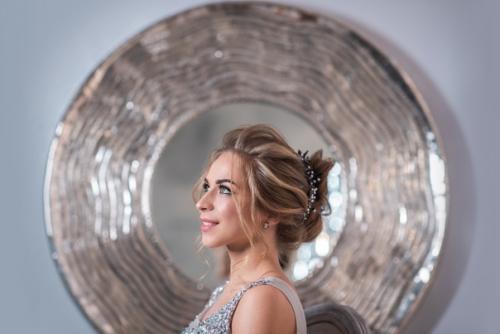 СПб.  ТФП.  Ищу девушек приятной внешности для съёмок свадебных платьев из салона. 01