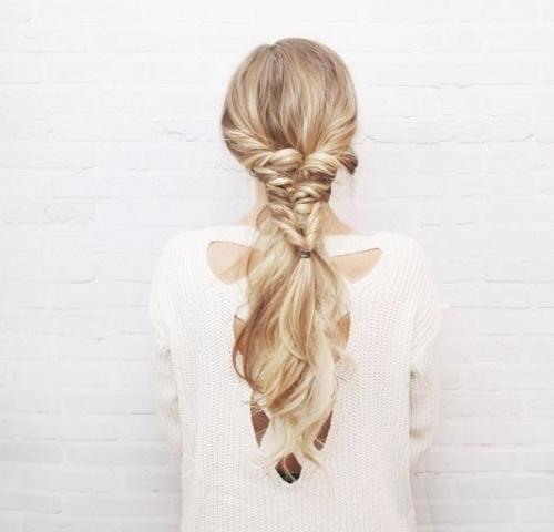 Красивая прическа за 3 минуты! 06