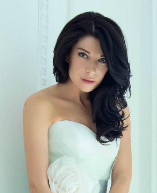 Звезда Ворониных Екатерина Волкова решилась не радикальную смену имиджа. 01