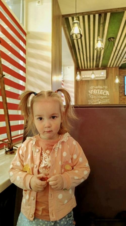 Я, когда тебя увидела, обомлела - не была готова к такому волосатому ребенку. 01