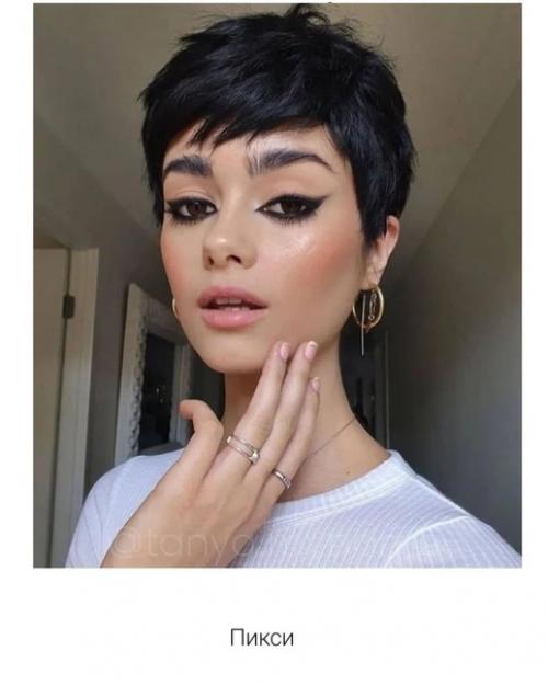 Стрижки 2023.  В этом году в тренде естественность во всем и стрижки не стали исключением. 04