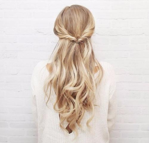 Красивая прическа за 3 минуты! 03