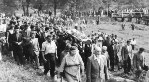 Так хоронили Пастернака. 02