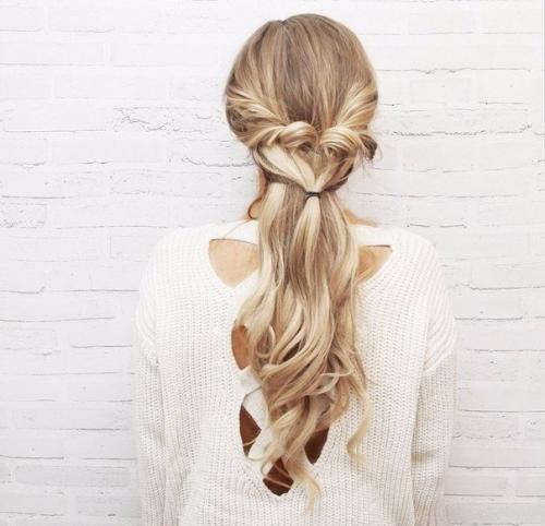 Красивая прическа за 3 минуты! 04