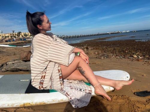 Заплетаю кудри даже на отдыхе в другой стране. 06