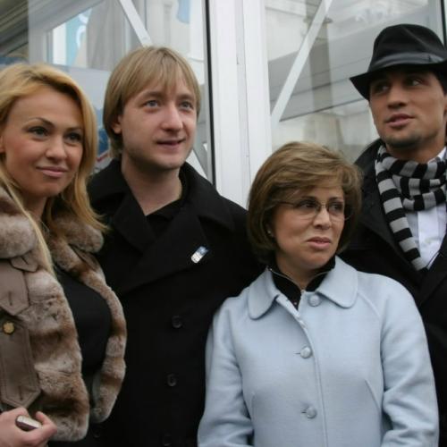 Яна рудковская показала архивные фото в честь годовщины знакомства с Евгением Плющенко. 01