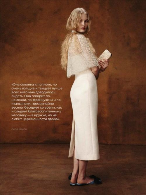 Первый лукбук 1811, вдохновленный парадными портретами исторической личности. 02