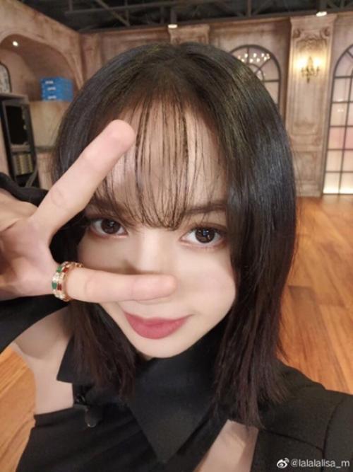 Как с помощью прически в уставшую замученную женщину превратиться. 01