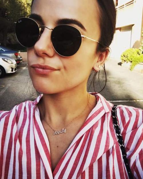 Alizeeonelove. Когда-то это было опубликовано несколько лет назад в другом из пабликов решил про дублировать. 03