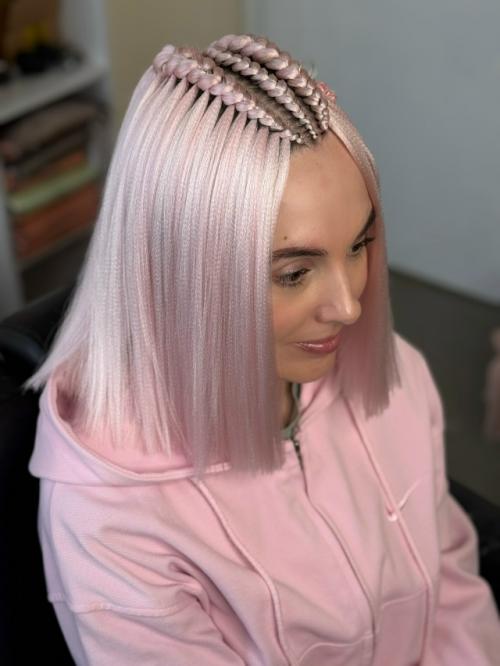 Когда то очень давно, я вообще не понимала прическу водопад. 02