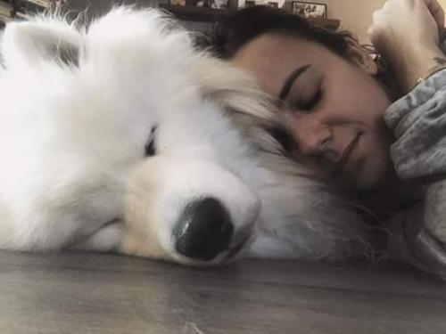 Alizeeonelove. Когда-то это было опубликовано несколько лет назад в другом из пабликов решил про дублировать. 02