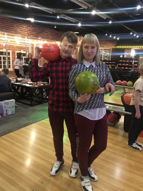 Ты уж взрослым стал парнишкой, с модным стилем, с классной стрижкой, 14 лет пробежали, и вот -. 03