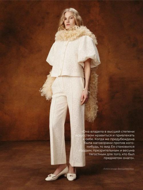 Первый лукбук 1811, вдохновленный парадными портретами исторической личности. 06