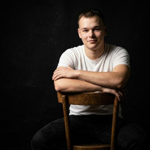 Универсальные промпты для парней. 

