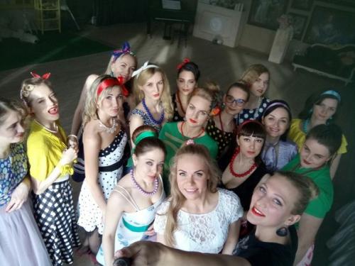 Девочки!  Вы просто умнички, так хорошо подготовились к Стилягам! 06