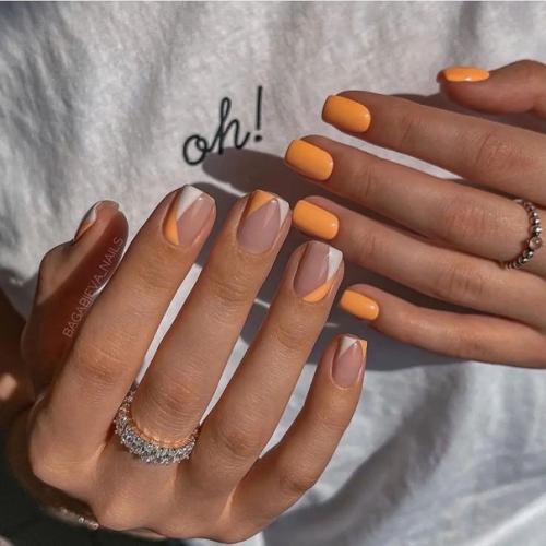 Не все поддались модному веянию и нарастили длинные ноготки. 01