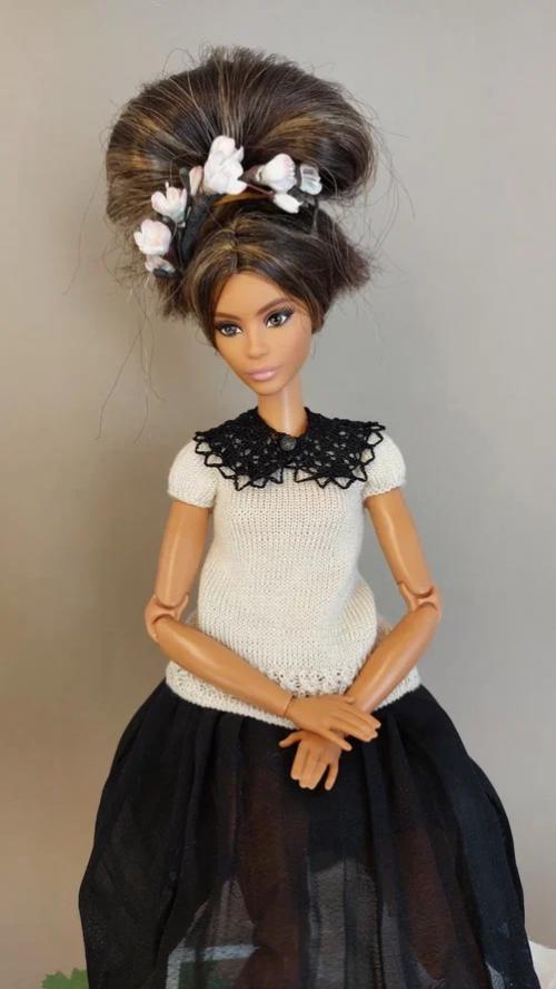 Воротнички могут быть не только белыми, но даже и черными. 01