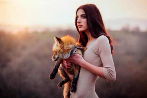 Добрый день!  Группа фотографов ищет девушку (девушек), для фотосессии в живописных уголках ЮБК! 05