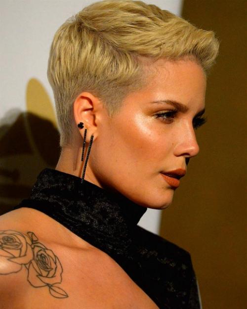 Время от времени профессиональные журналы о моде пролистываю. 09 Время от времени профессиональные журналы о моде пролистываю. 09