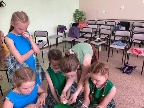 20 мая учащиеся 2 класса нашей детской школы искусств показали своим родителям настоящий концерт! 04