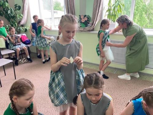 20 мая учащиеся 2 класса нашей детской школы искусств показали своим родителям настоящий концерт! 05