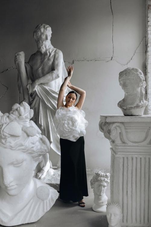 Моя брошь Ванесса приняла участие в сногсшибательной фотосессии. 05