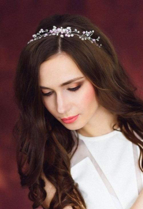 Жемчуг. В этом году будет особенно модным декором для волос - украшения с жемчугом. 02