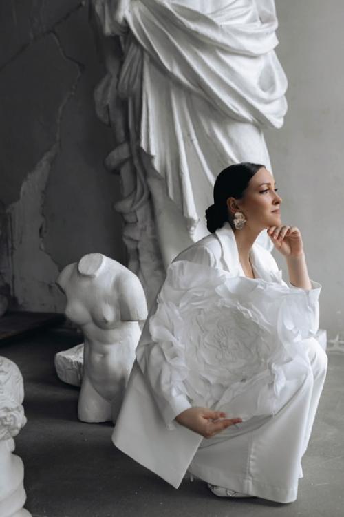 Моя брошь Ванесса приняла участие в сногсшибательной фотосессии. 02