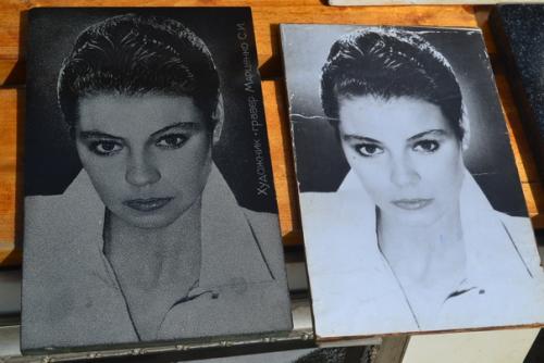 Небольшая выставка моих гравёрных работ на граните. 06