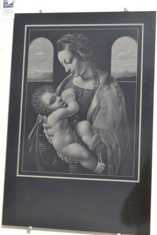 Небольшая выставка моих гравёрных работ на граните. 02