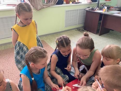 20 мая учащиеся 2 класса нашей детской школы искусств показали своим родителям настоящий концерт! 03