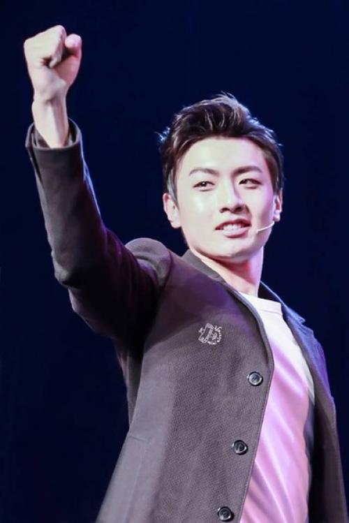 Leftear. Фанакк 30/04/2016 ван Цин - левое ухо. 03 Leftear. Фанакк 30/04/2016 ван Цин - левое ухо. 03