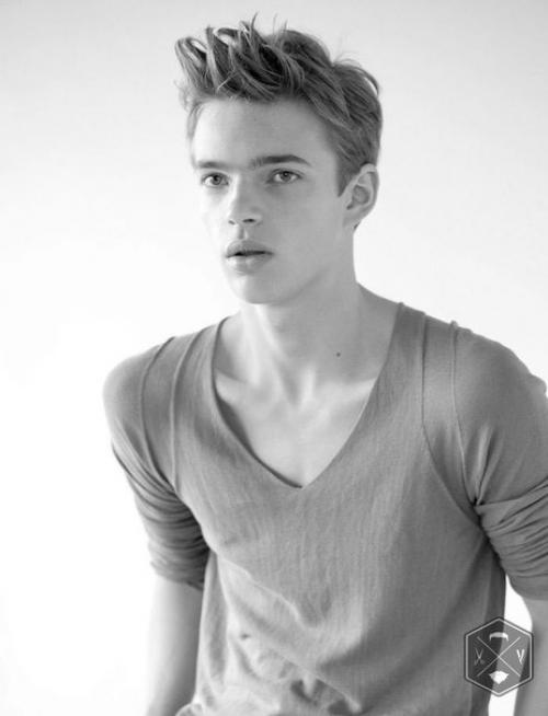 Модные мужские прически сезона 2016 (окончание). 08 Модные мужские прически сезона 2016 (окончание). 08