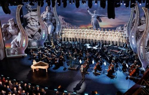 Легендарная Александра Пахмутова начала в родном Волгограде юбилейные концерты в честь 95-летия. 08