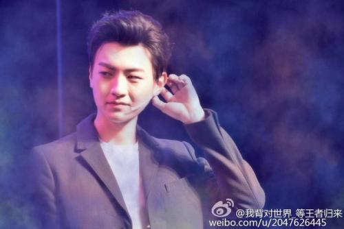 Leftear. Фанакк 30/04/2016 ван Цин - левое ухо. 02 Leftear. Фанакк 30/04/2016 ван Цин - левое ухо. 02