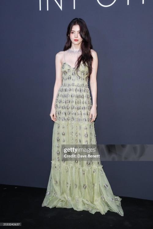 200524: хан сохи, посетившая каннский фестиваль, получает хорошие отзывы. 04 200524: хан сохи, посетившая каннский фестиваль, получает хорошие отзывы. 04