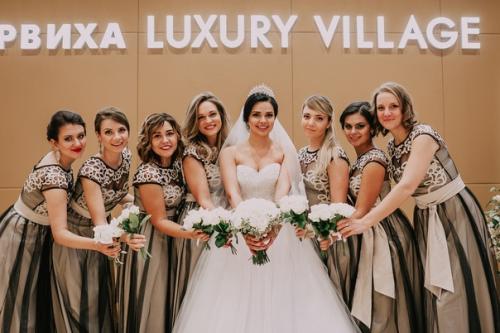 7 правил, как организовать съемку сборов невесты с подружками и получить красивые фотографии. 01