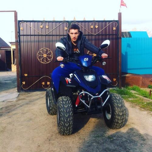 Ищу девушку которая ведет здоровый образ жизни, а точнее веган/сыроед, поддержание/развитие физформы, а также внутреннего мира, духа. 01