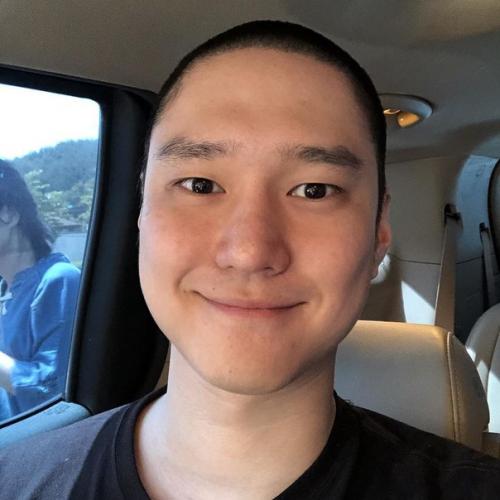 Актер Gokyungpyo в армию ушел. 01