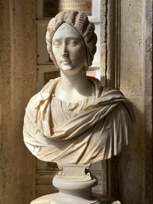 Всегда озадачивали римские бюсты со Съемными париками, портрет знатной римлянки, начало III века н. э. 01