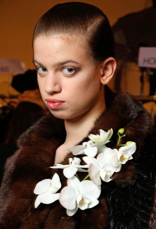 Сейчас - это простое и одновременно очень таинственное понятие. 03 Сейчас - это простое и одновременно очень таинственное понятие. 03