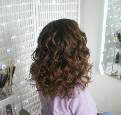 Таким образом, если и в следующем году у меня будет такой поток девочек, то наверное придется брать помощников. 03