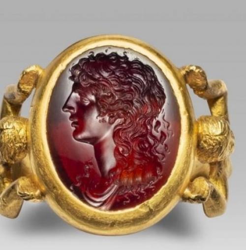 Римская корнелианская инталия с нимфой галатеей, богиней спокойных морей. 02