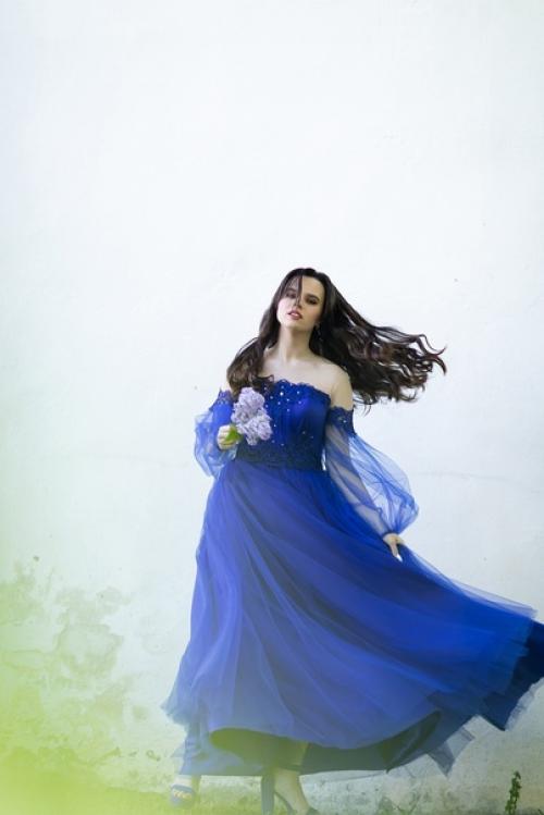 Вроде всё вокруг обычное, и обыденно привычное, только лучик детской радости заиграл в душе, звеня. 01