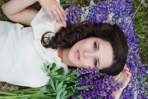 Внимание!  Моделям!   Думали ли вы о том, что сделав что-то хорошее, вложив в это что-то много труда, хочется показать это, а не прятать в ящик? 06